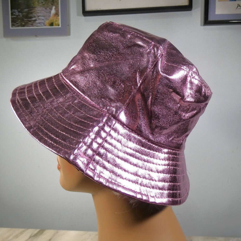 FUN! Cute Stylish Rain Bucket Hat, Pink Metalic and Black Reversable Hat - Picture 8 of 8